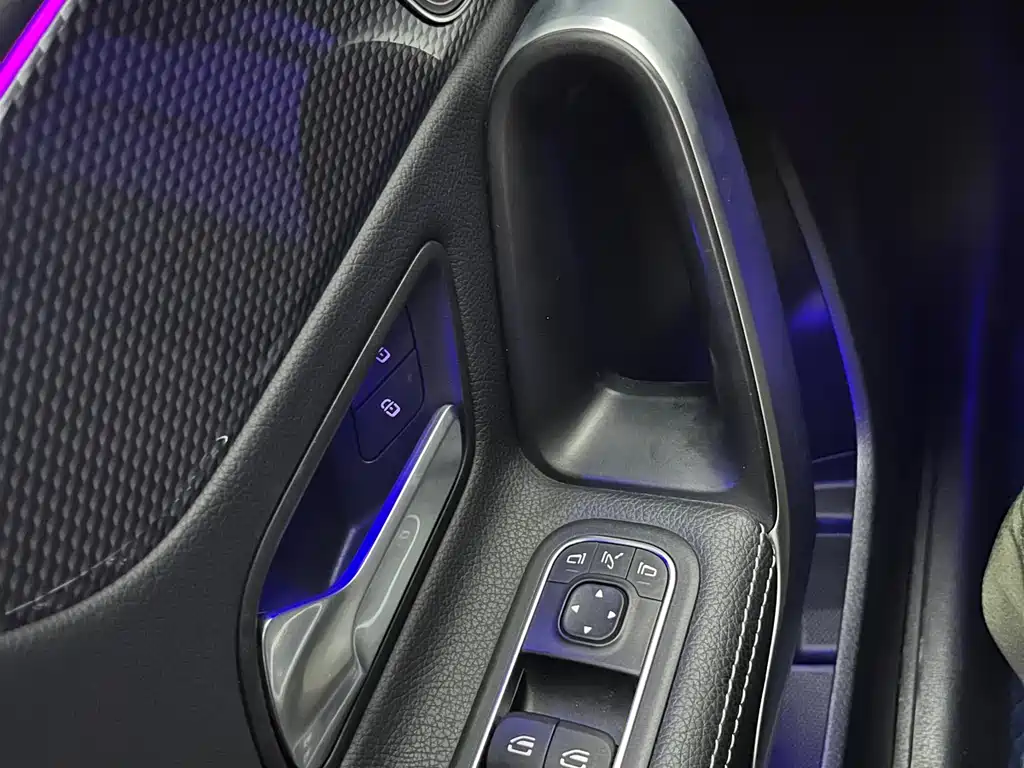 Mercedes-Benz A-Class 2021 — фото 17