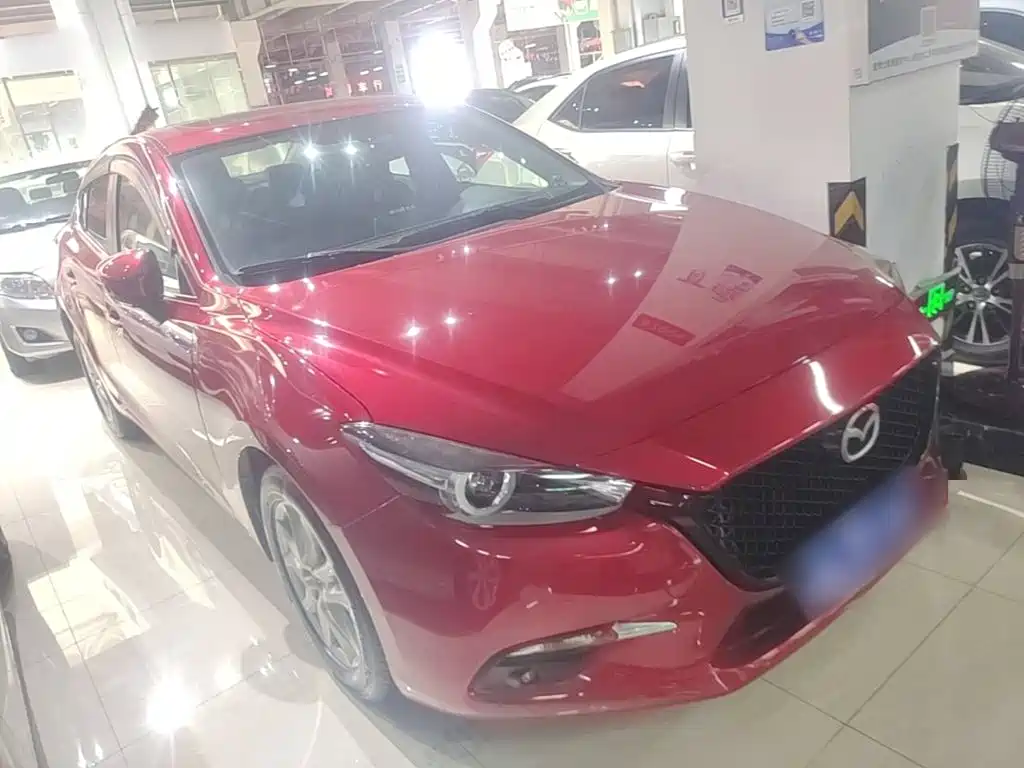 Mazda 3 Axela 2018 — фото 4
