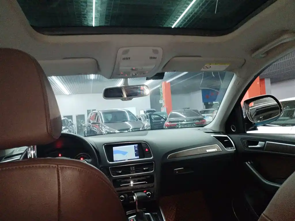 Audi Q5 2015 — фото 14