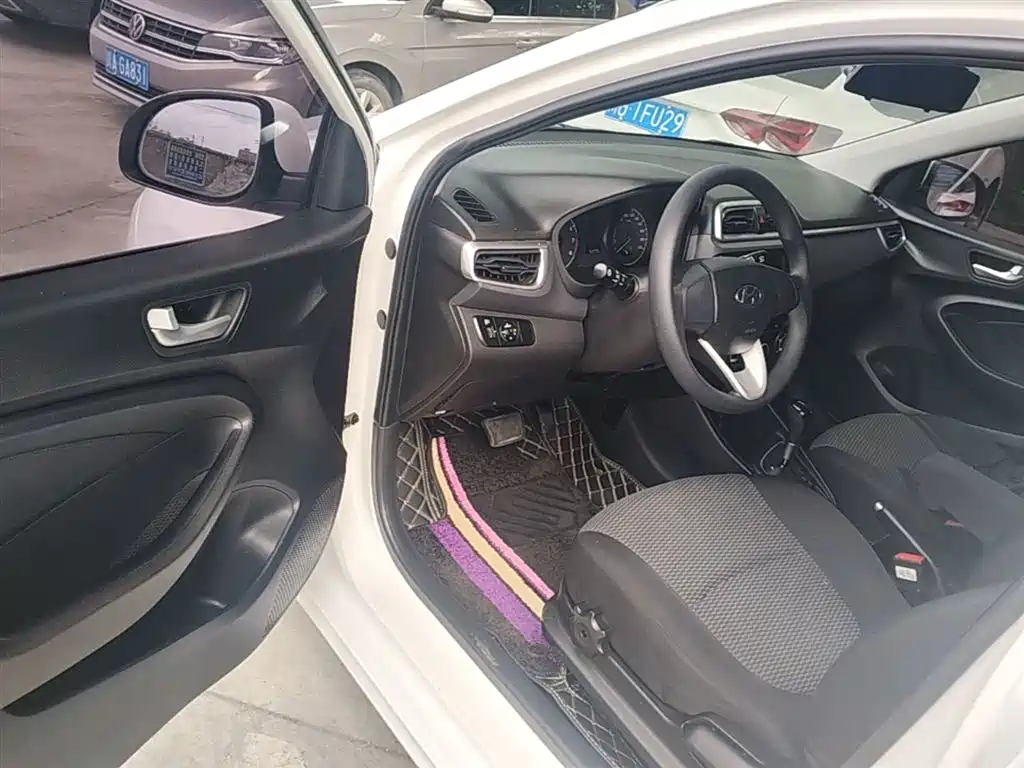 Hyundai Verna 2019 — фото 16