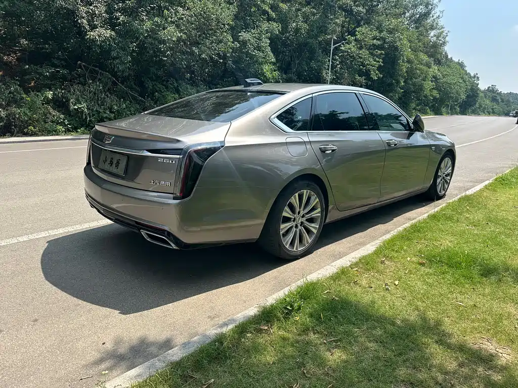 Cadillac CT6 2023 — фото 9