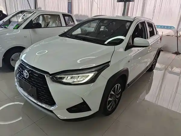 Toyota Yaris L 2022