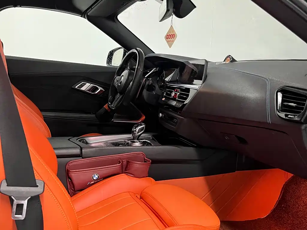 BMW Z4 2020 — фото 10