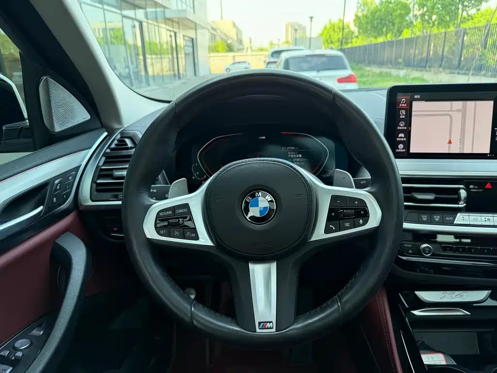 BMW X4 2022 — фото 19