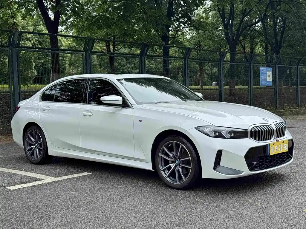 BMW 3 Series 2023