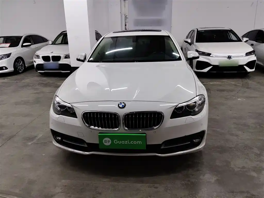 BMW 5 Series 2016 — фото 3