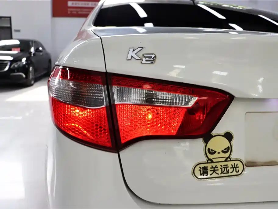 Kia K2 2013 — фото 21