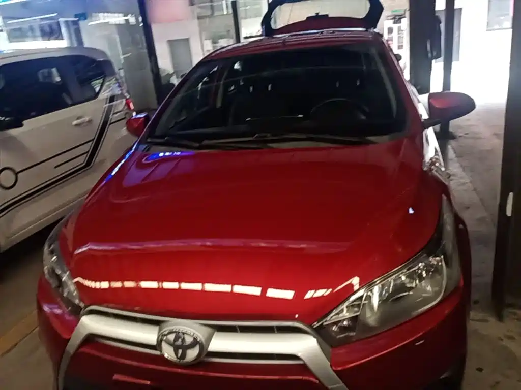 Toyota Yaris L 2016 — фото 3
