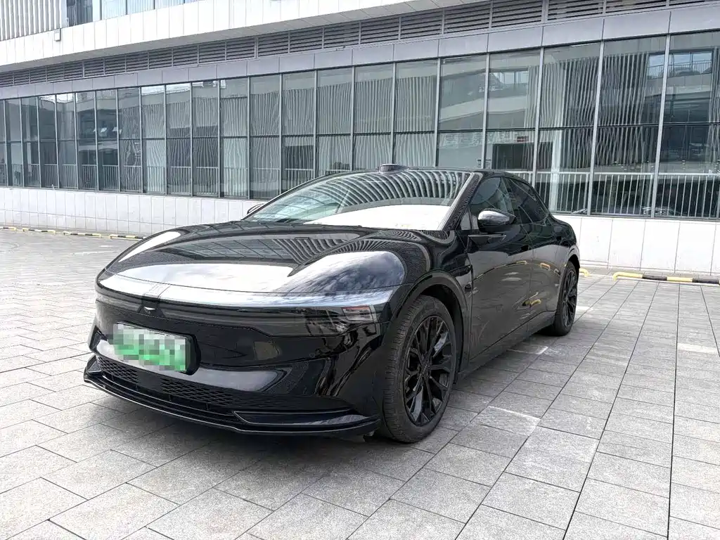 Zeekr 007 2025