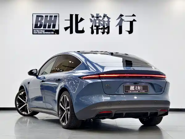 NIO ET5 2022