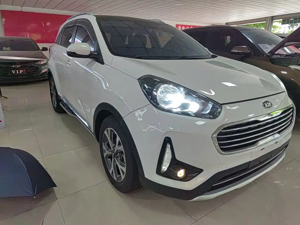 Kia KX3 2017 — фото 4