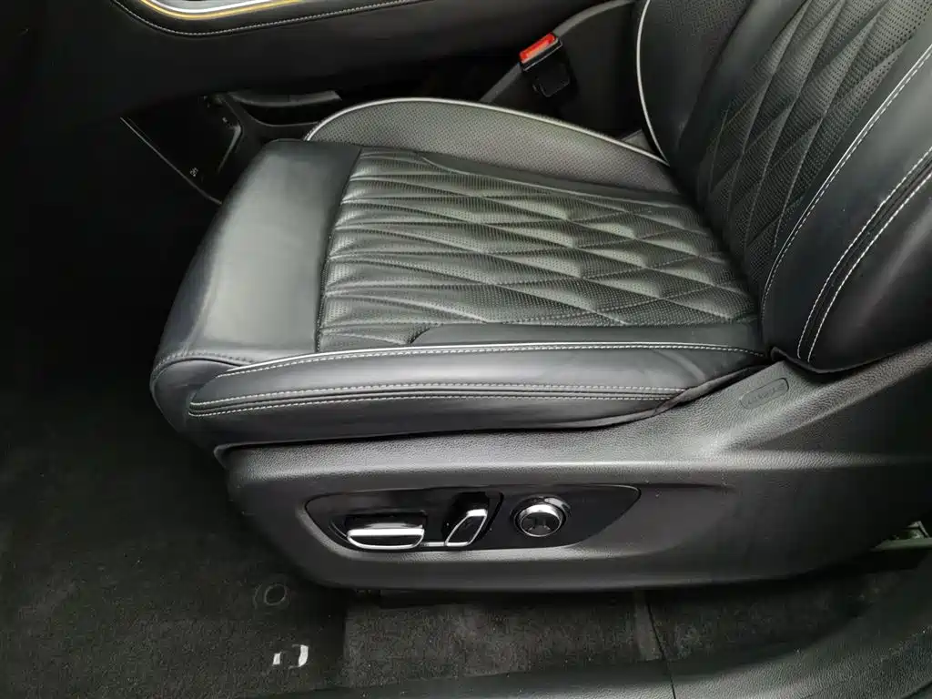 GAC Motor Trumpchi GS8 2023 — фото 20