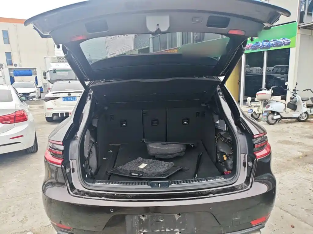 Porsche Macan 2015 — фото 19