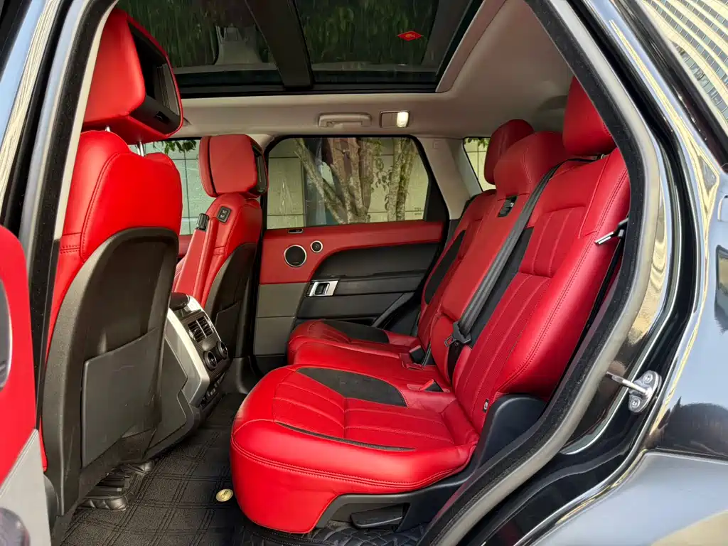 Land Rover Sport 2019 — фото 10