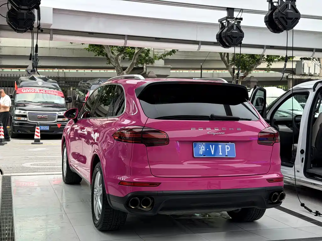 Porsche Cayenne 2017 — фото 3
