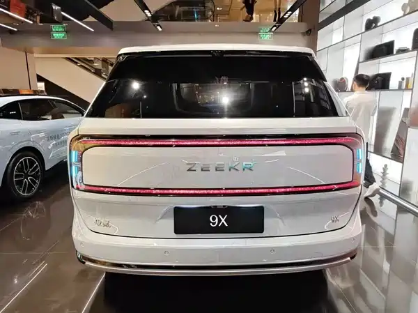 Zeekr 9X 2025