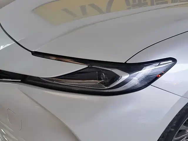 Toyota Camry 2025 — фото 17