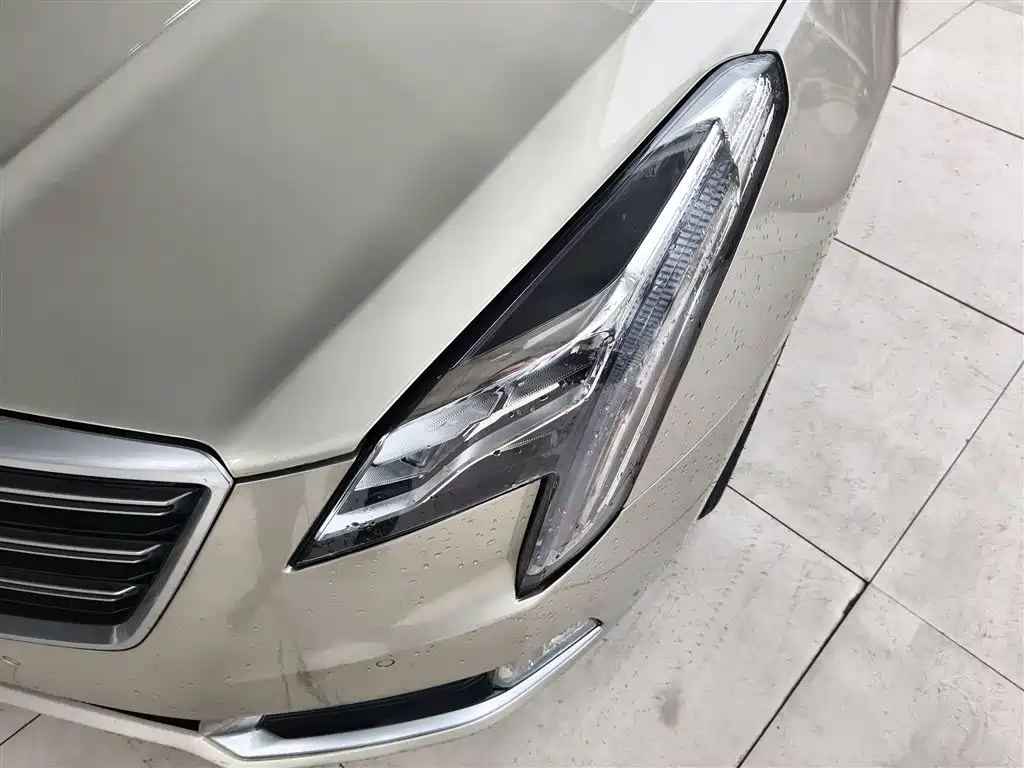 Cadillac XTS 2018 — фото 24