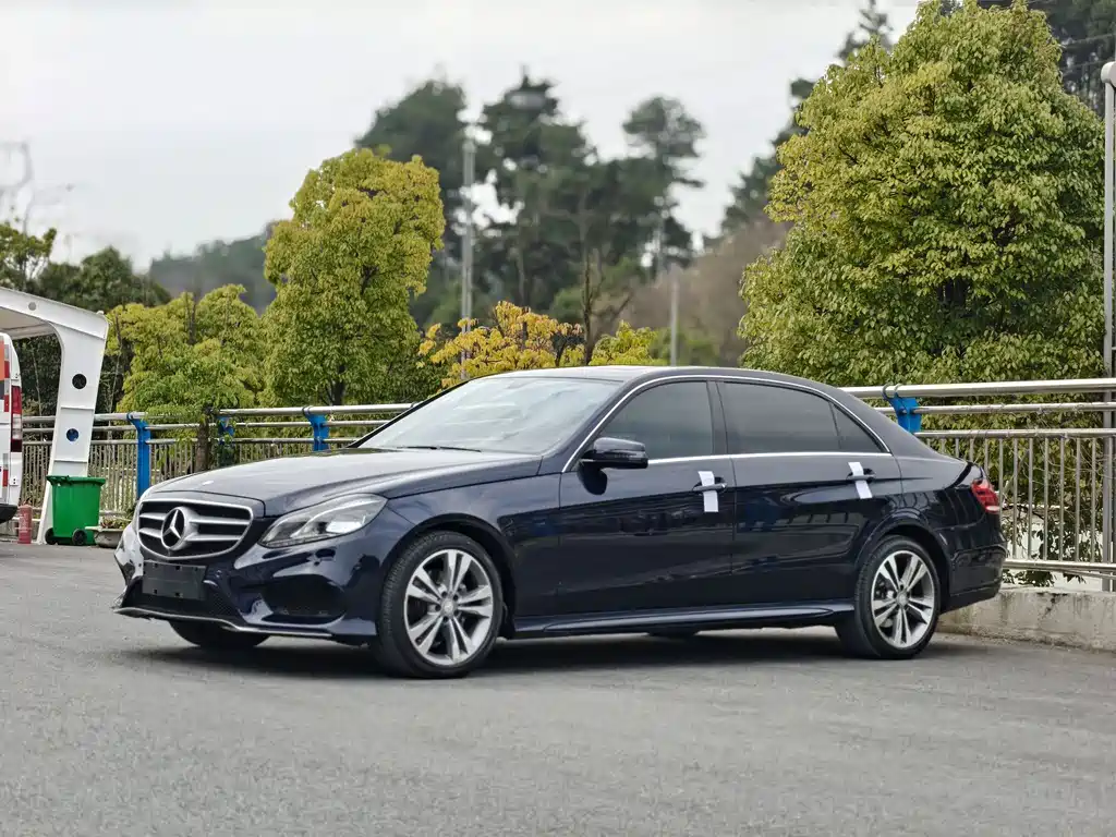Mercedes-Benz E-Class 2016 — фото 1