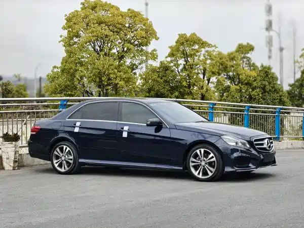 Mercedes-Benz E-Class 2015