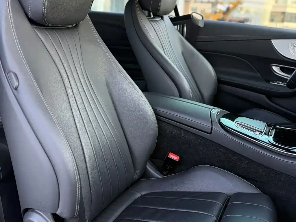 Mercedes-Benz E-Class 2023 — фото 11