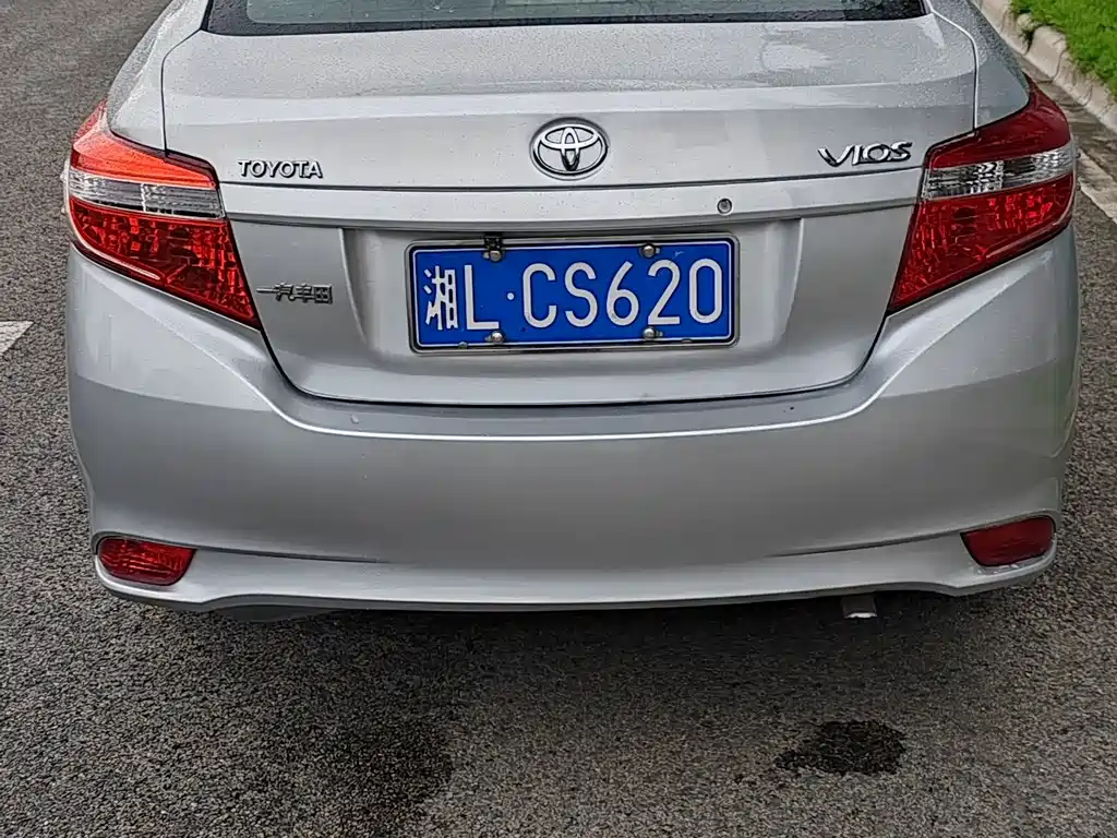 Toyota Vios 2016 — фото 6