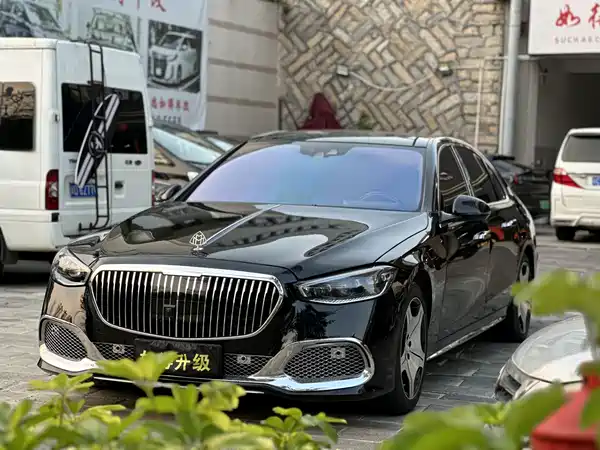 Mercedes-Benz S-Class 2012