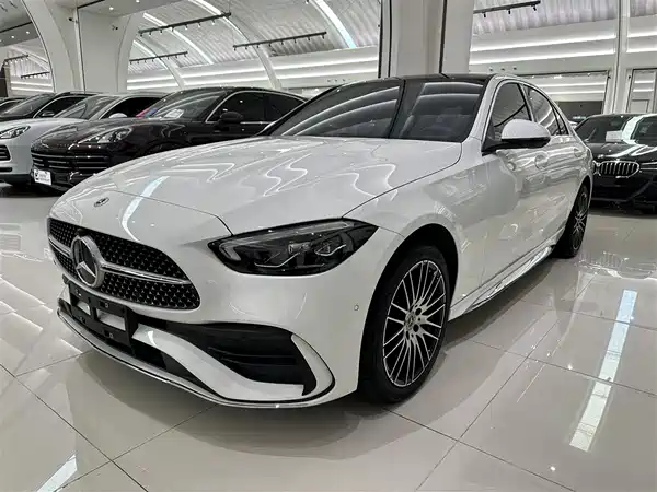 Mercedes-Benz C-Class 2025