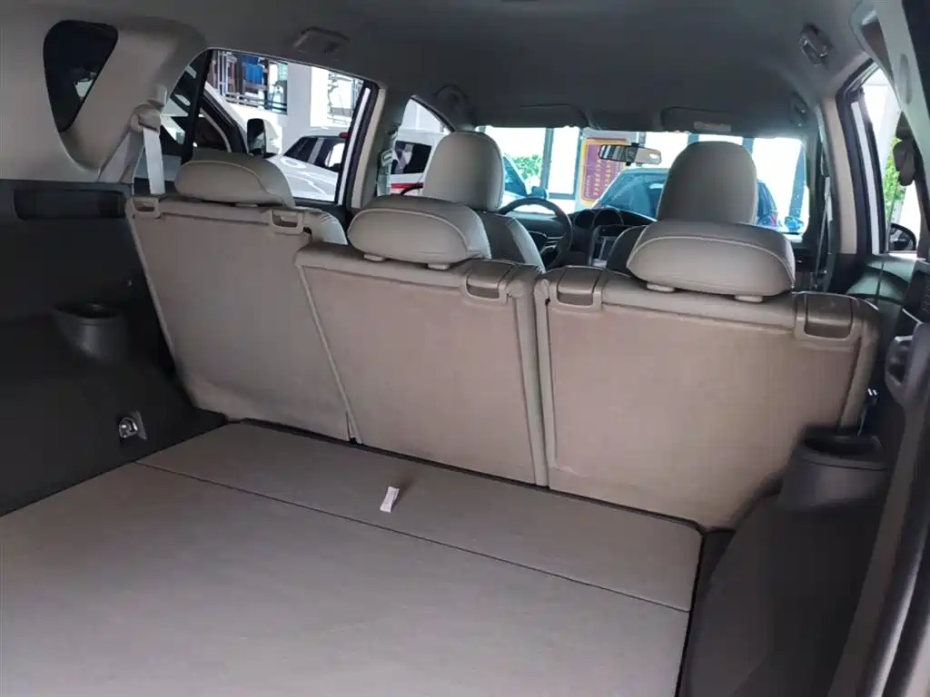 Toyota Verso 2015 — фото 19