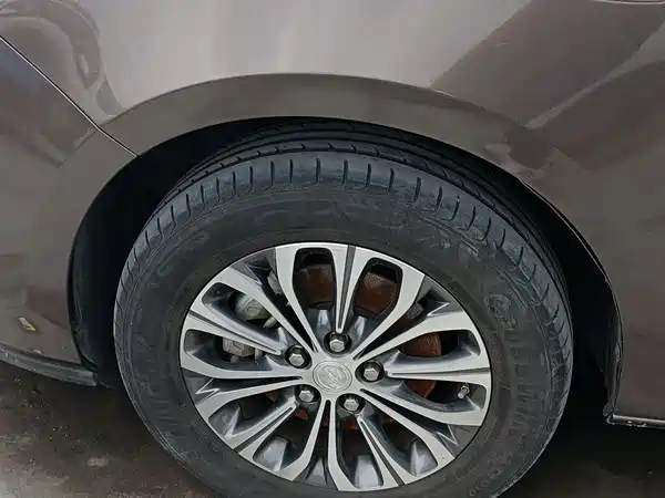 Buick GL8 2022