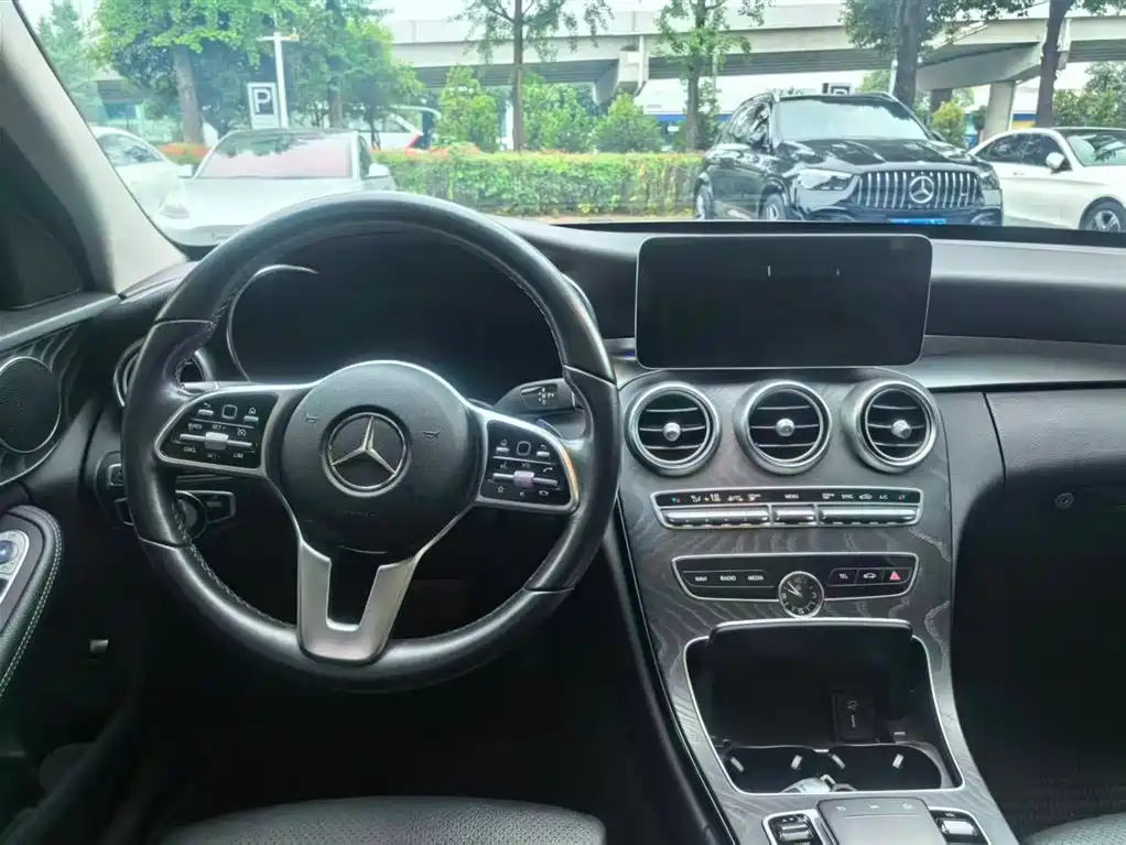 Mercedes-Benz C-Class 2020 — фото 14