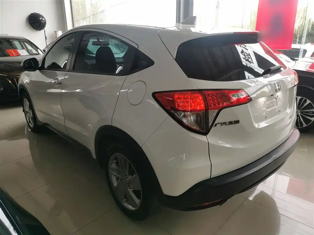 Honda Vezel 2022 — фото 24