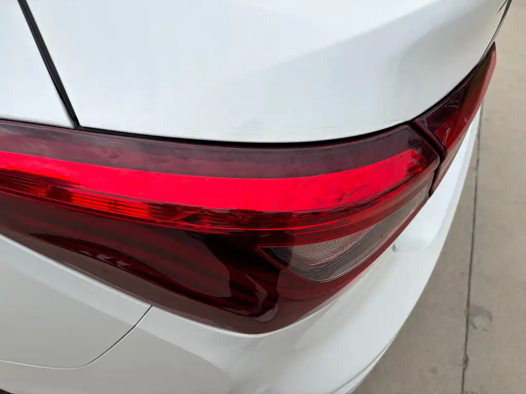Changan Eado 2019 — фото 10