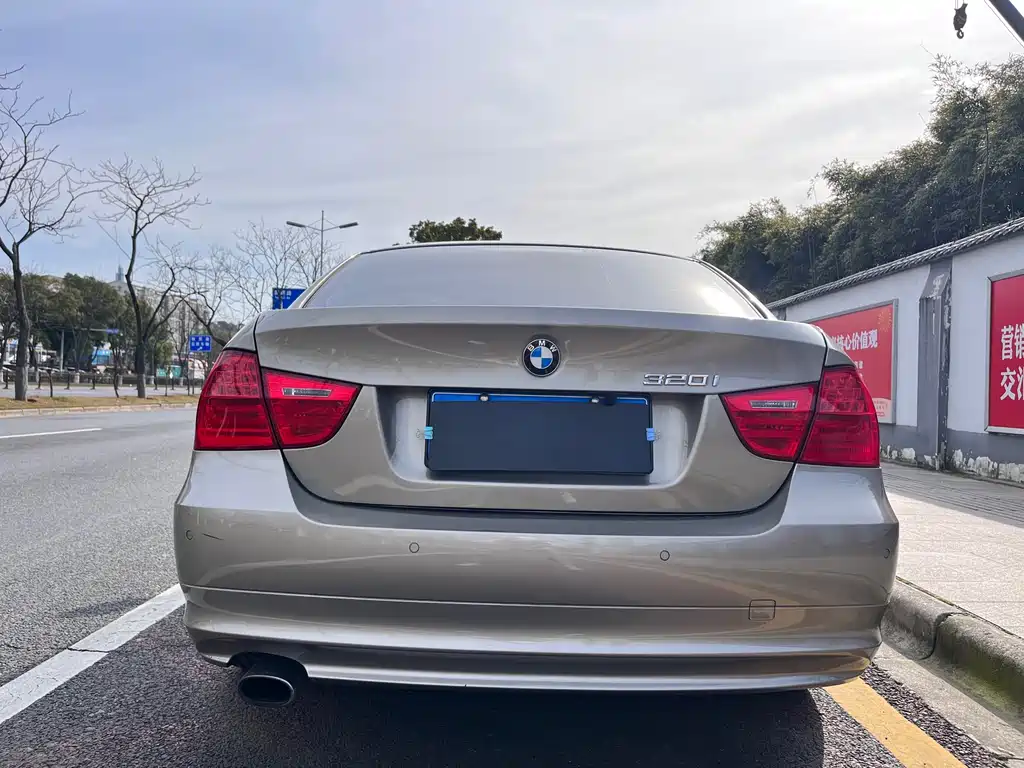 BMW 3 Series 2012 — фото 10
