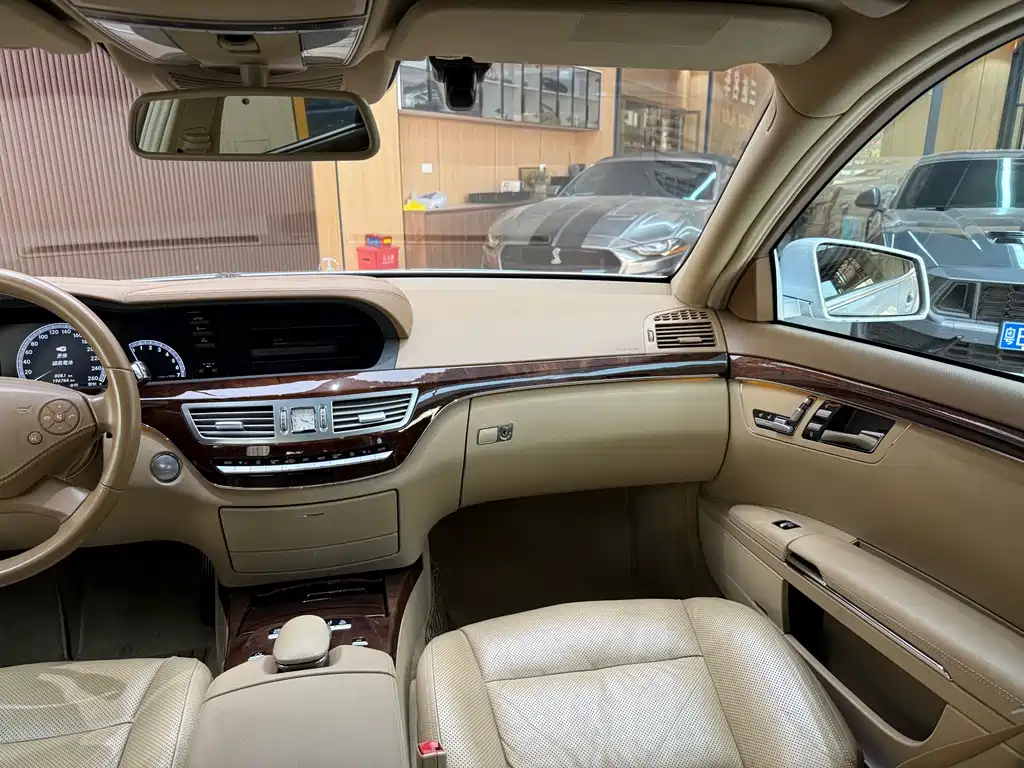 Mercedes-Benz S-Class 2010 — фото 13