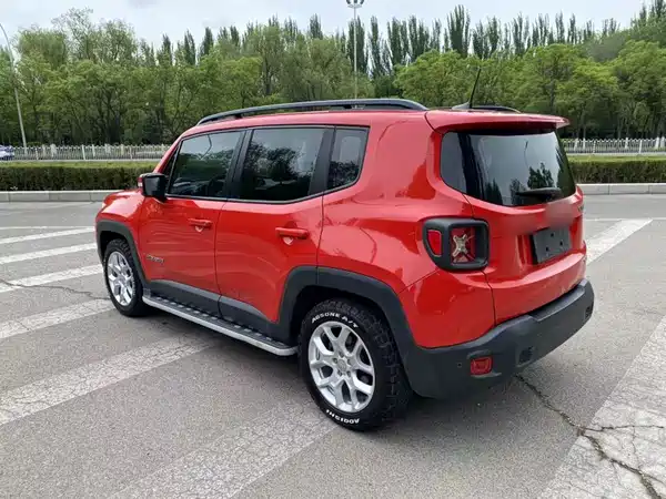 Jeep Freeman 2018