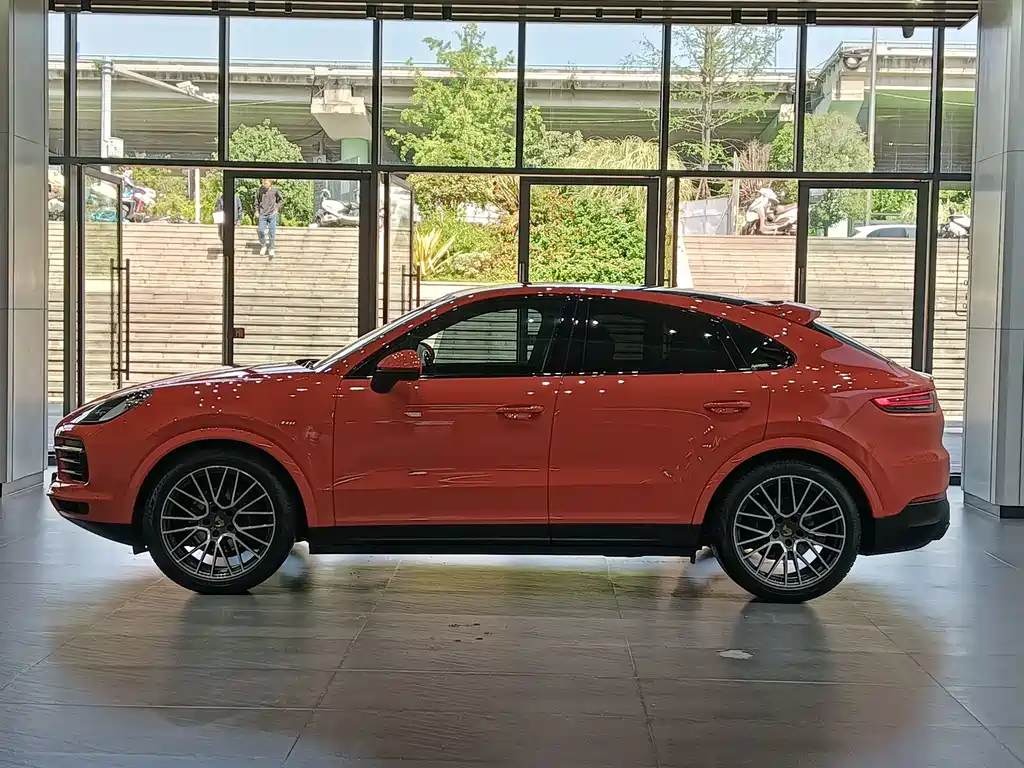 Porsche Cayenne 2021 — фото 4