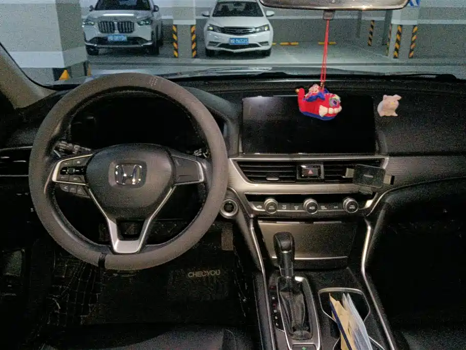 Honda Accord 2022 — фото 12