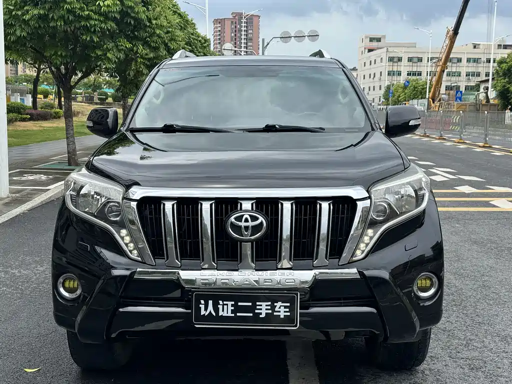 Toyota Prado 2014 — фото 2