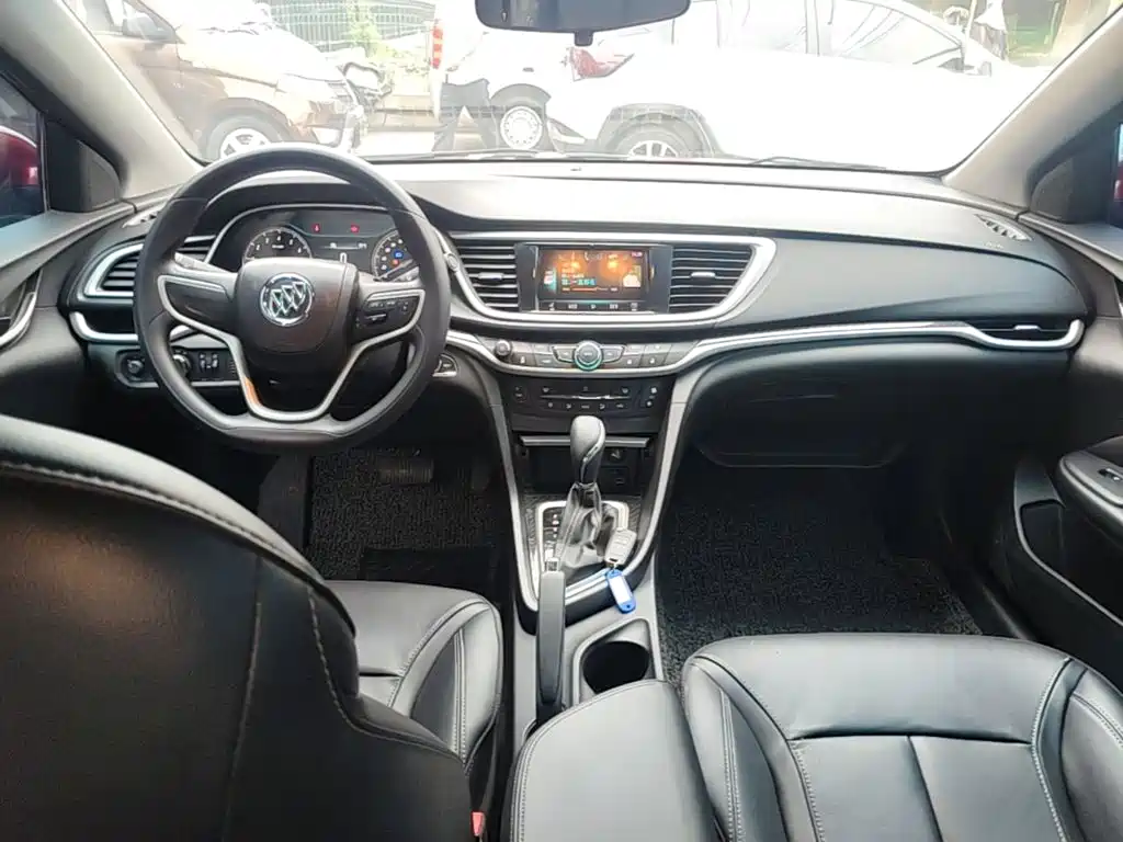 Buick Excelle 2016 — фото 10