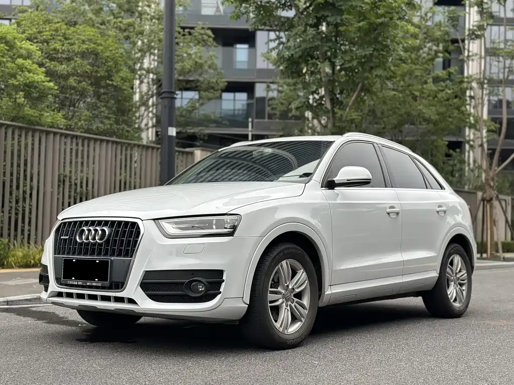 Audi Q3 2015