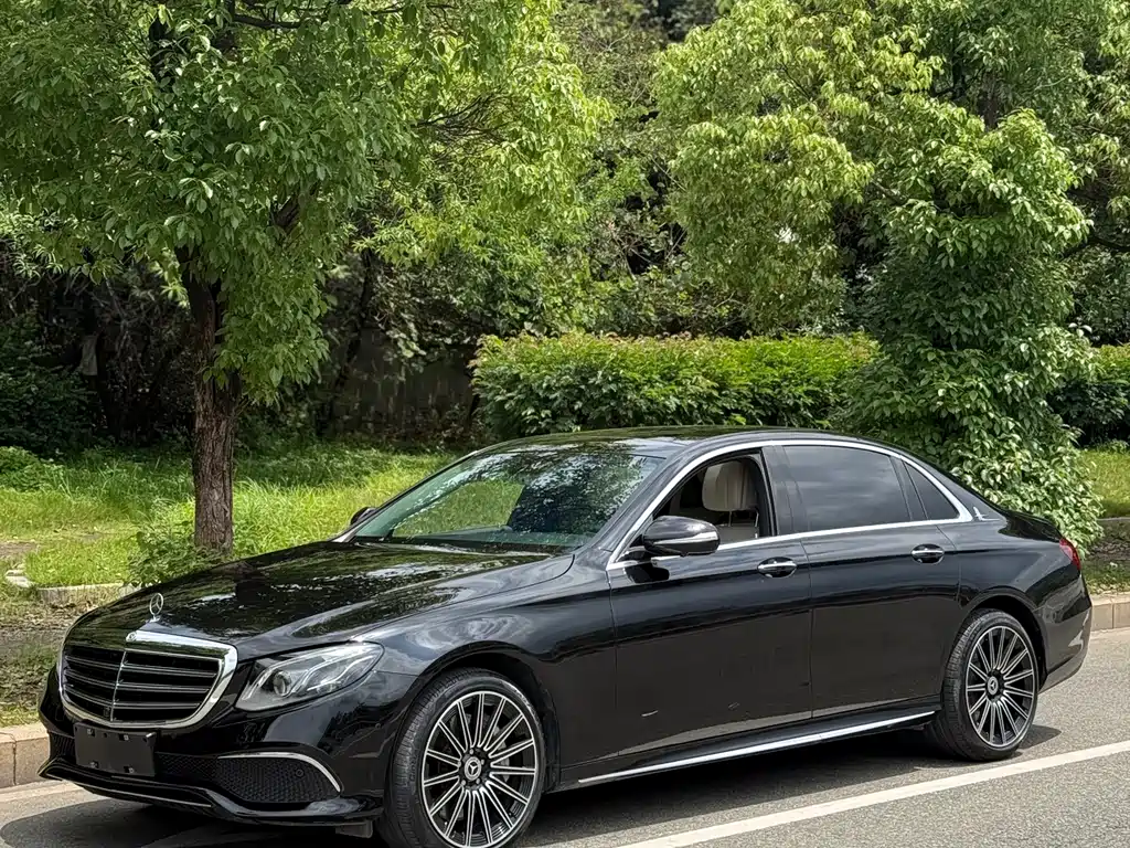 Mercedes-Benz E-Class 2018 — фото 1