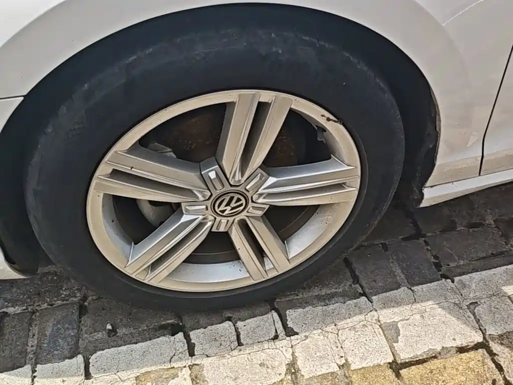 Volkswagen Lamando 2018 — фото 23
