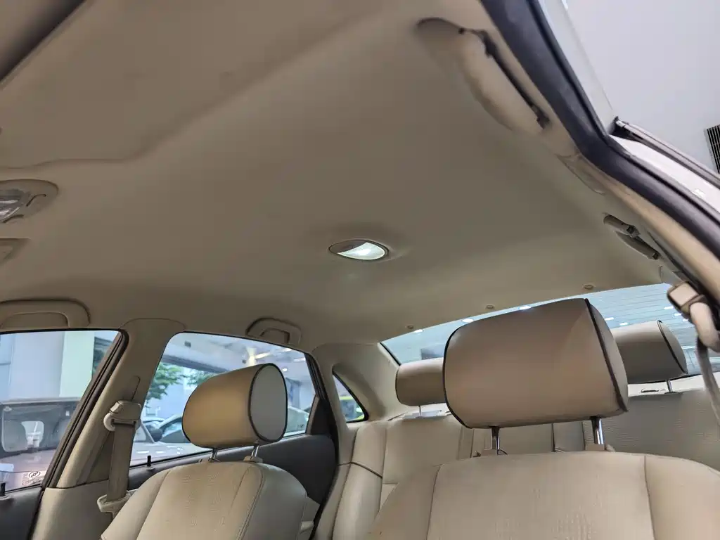 Buick Excelle 2016 — фото 12