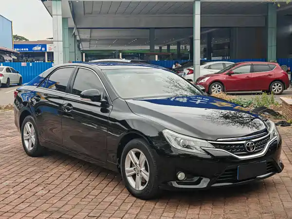 Toyota Reiz 2013