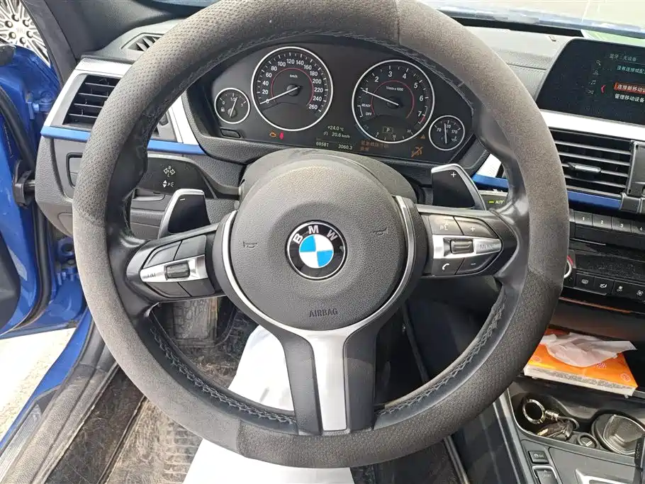 BMW 3 Series 2017 — фото 15
