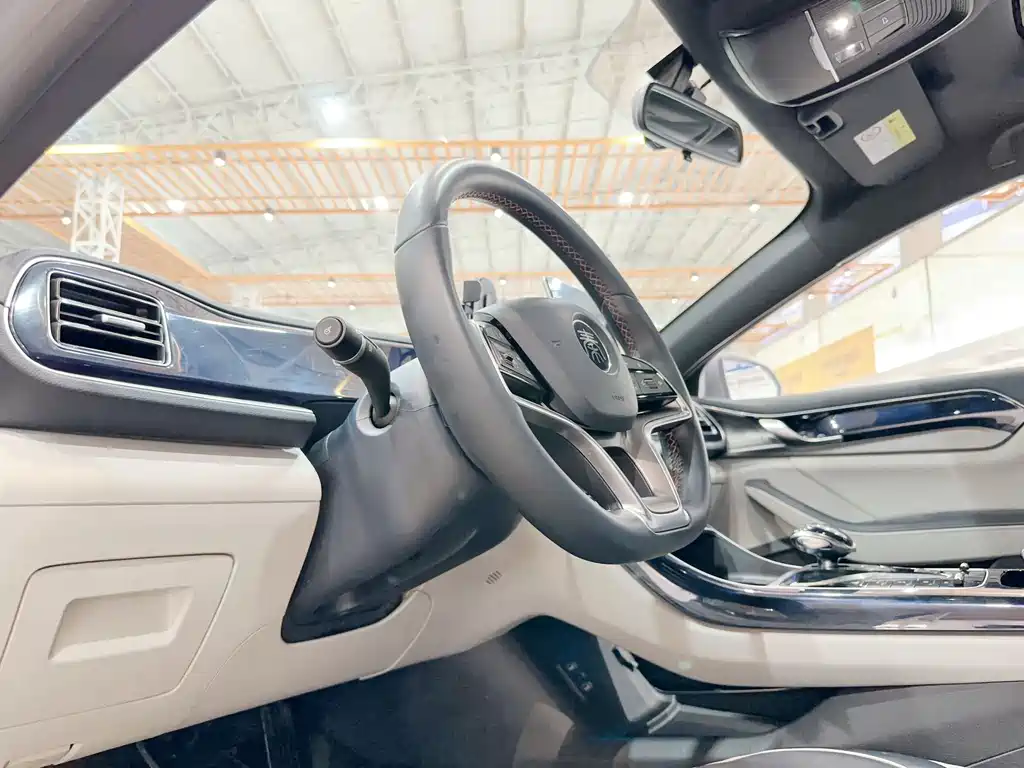 BYD Qin PLUS 2022 — фото 19