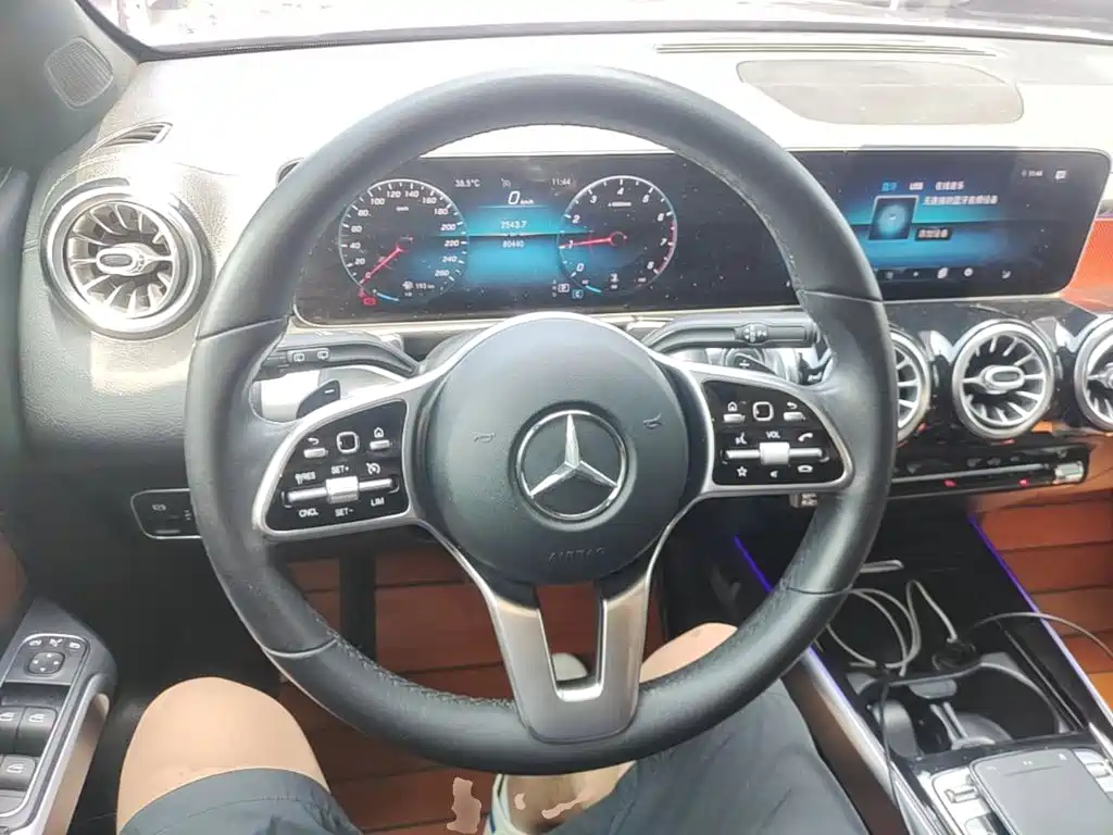 Mercedes-Benz GLB 2020 — фото 11
