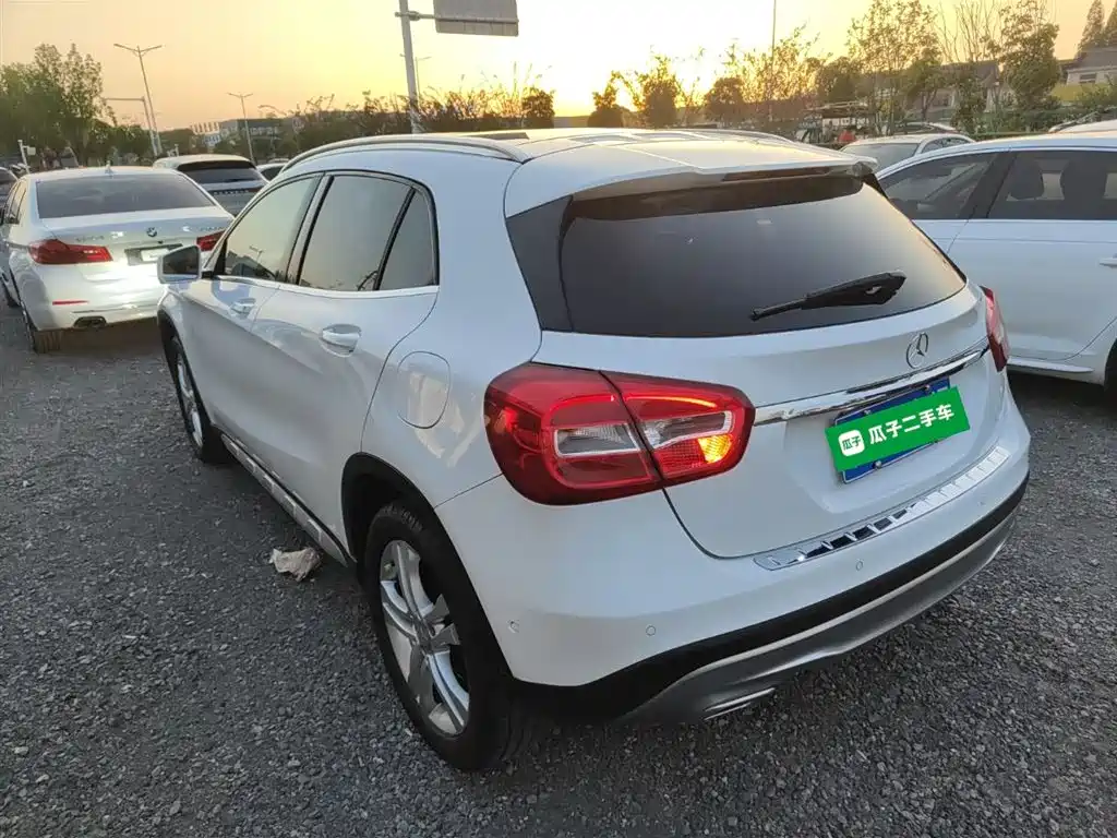 Mercedes-Benz GLA 2017 — фото 23