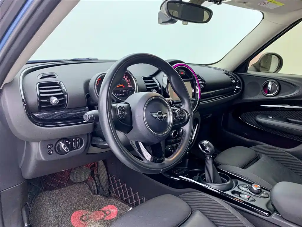 MINI Clubman 2018 — фото 13